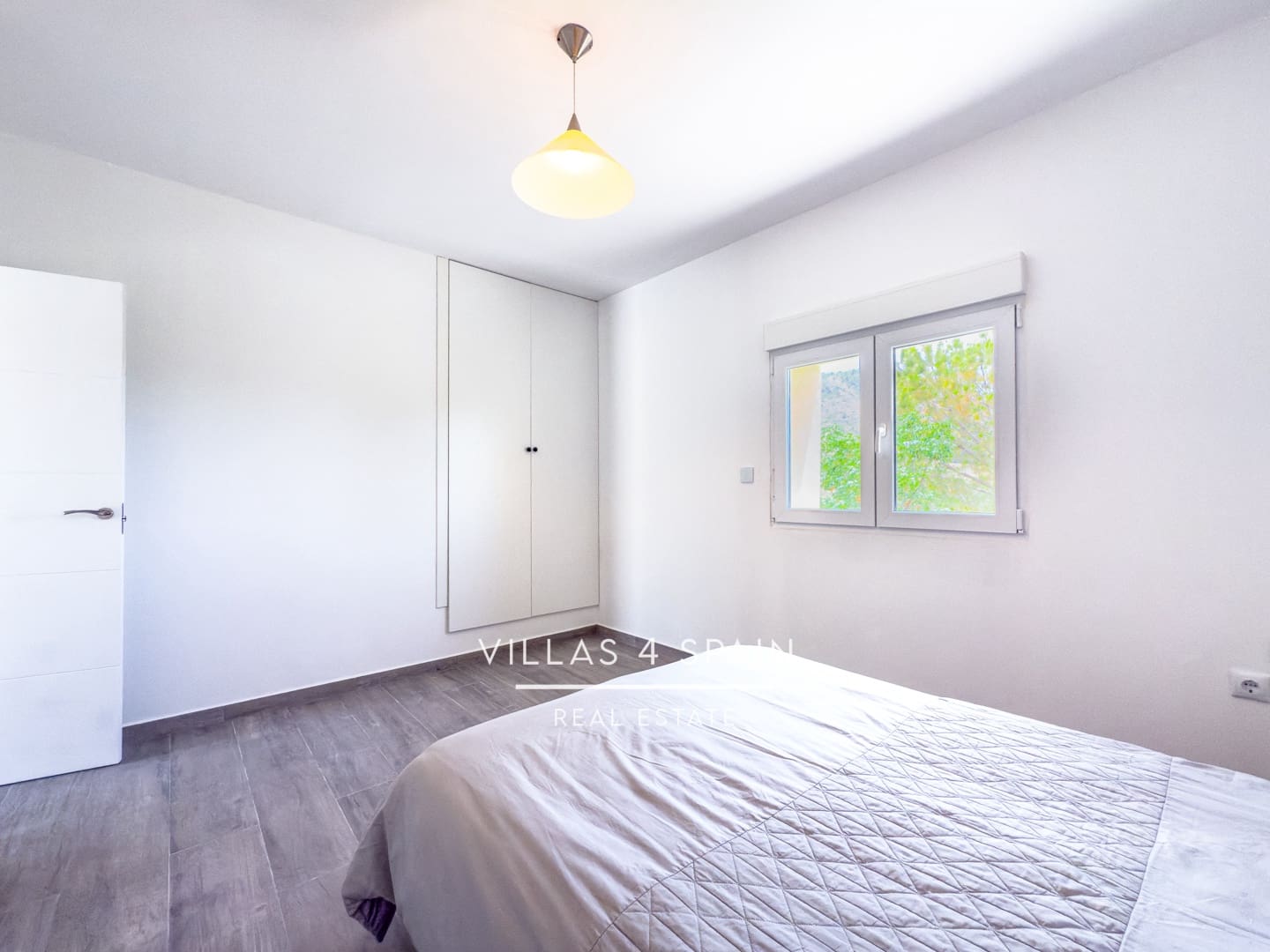 Casa de 4 habitaciones en La Canalosa en venta - 199.995 € (Ref: 9084838)