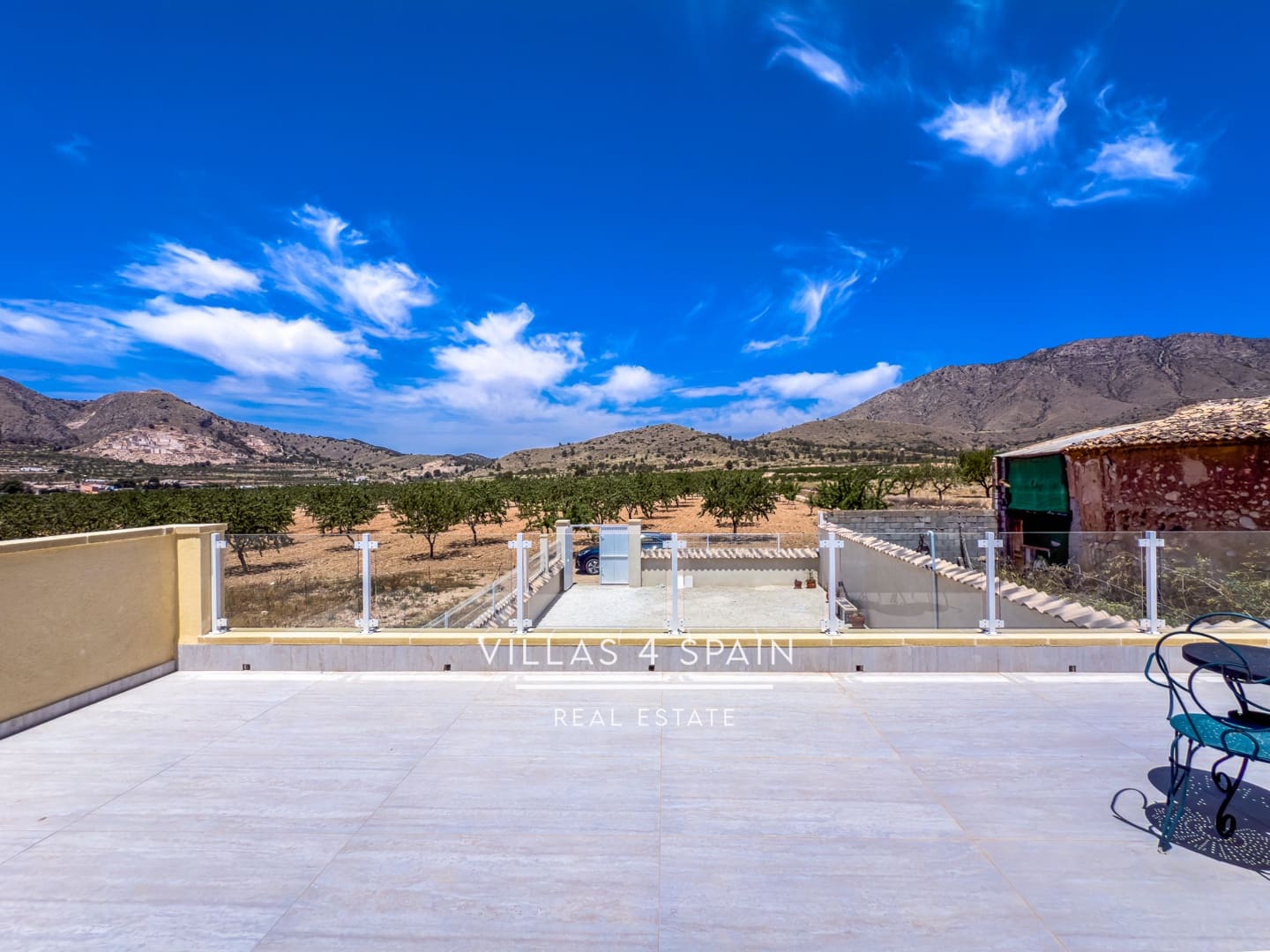 Casa de 4 habitaciones en La Canalosa en venta - 199.995 € (Ref: 9084838)