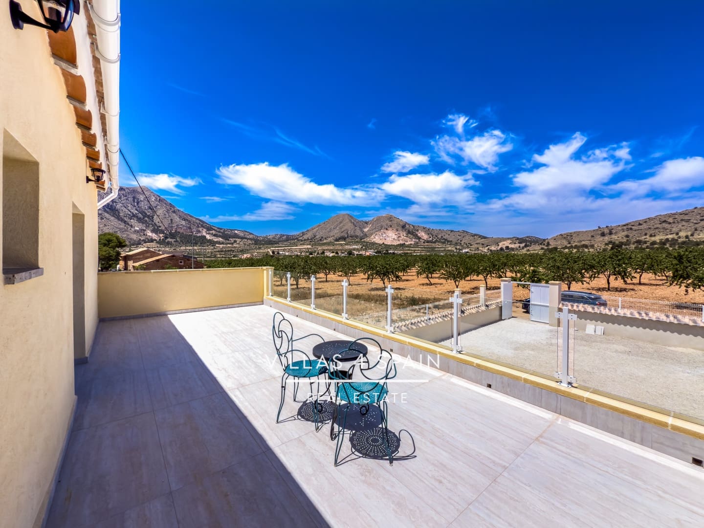 Casa de 4 habitaciones en La Canalosa en venta - 199.995 € (Ref: 9084838)