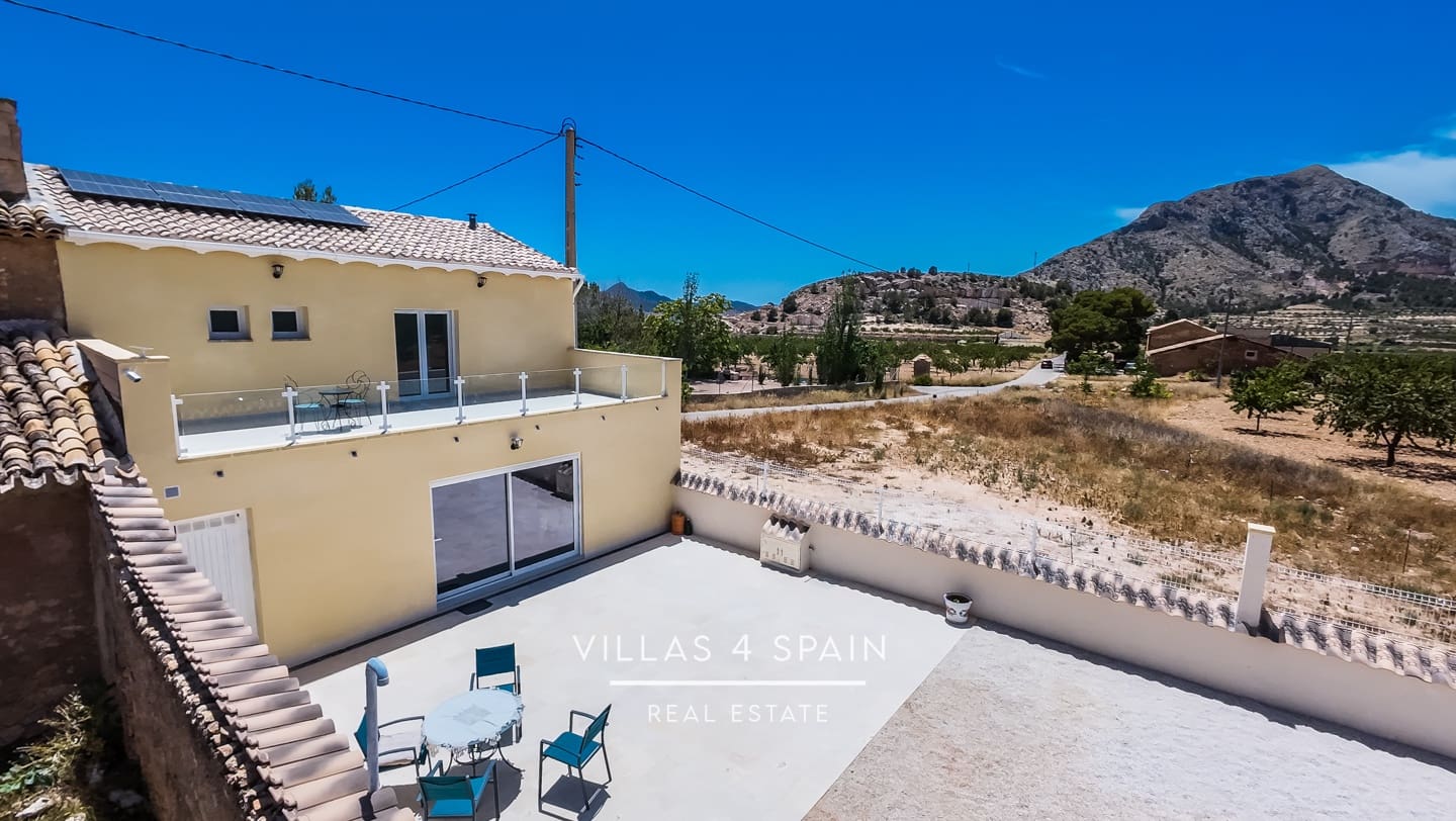 Casa de 4 habitaciones en La Canalosa en venta - 199.995 € (Ref: 9084838)