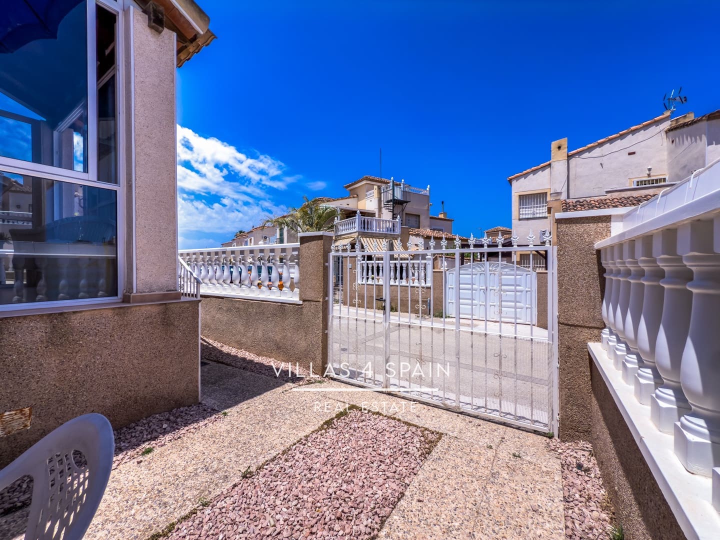 3 sypialnia Dom blizniak na sprzedaż w Algorfa z basenem - 150 000 € (Ref: 9088444)