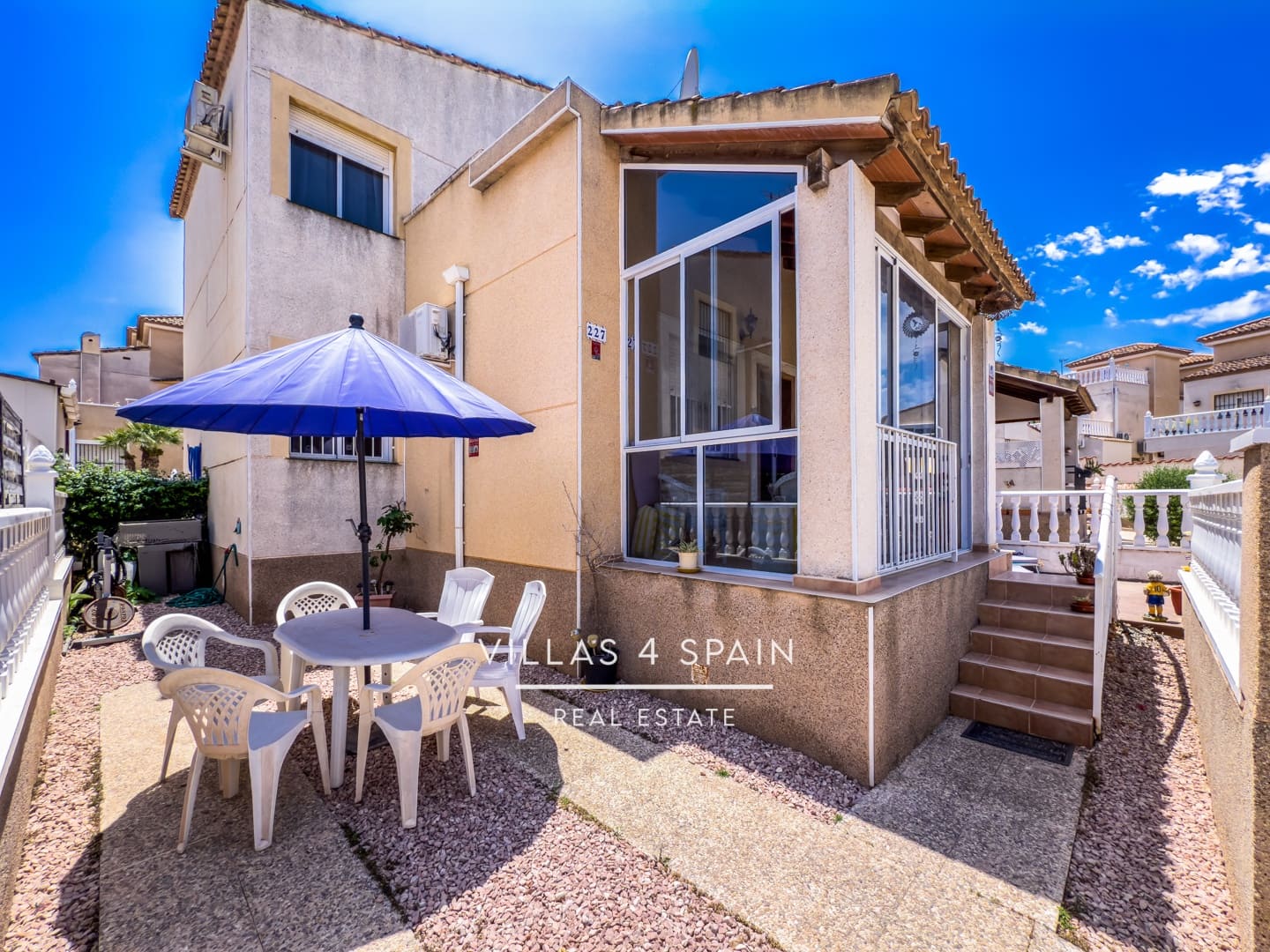 3 sypialnia Dom blizniak na sprzedaż w Algorfa z basenem - 150 000 € (Ref: 9088444)