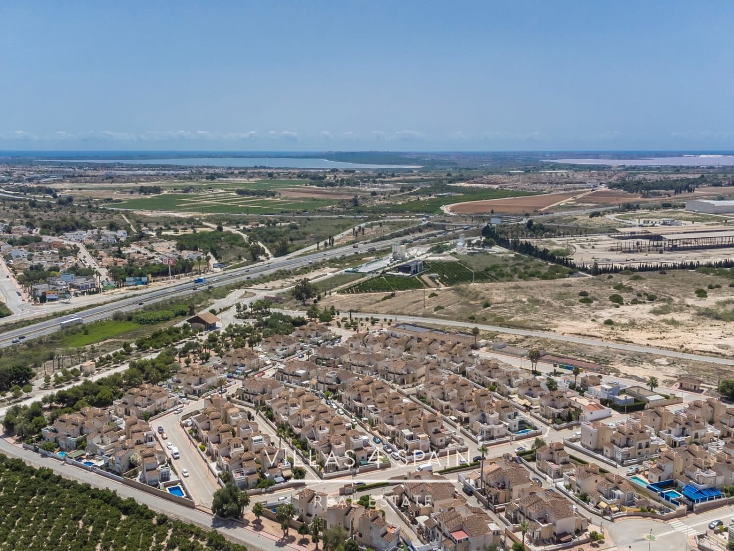 3 sypialnia Dom blizniak na sprzedaż w Algorfa z basenem - 150 000 € (Ref: 9088444)