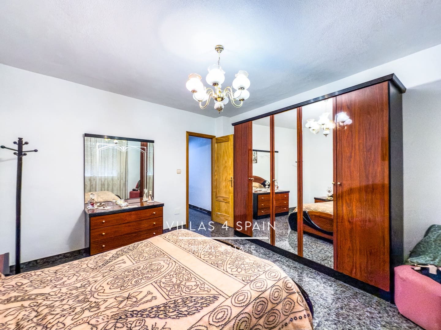 8 soverom Hus til salgs i Fortuna - € 174 000 (Ref: 9126100)