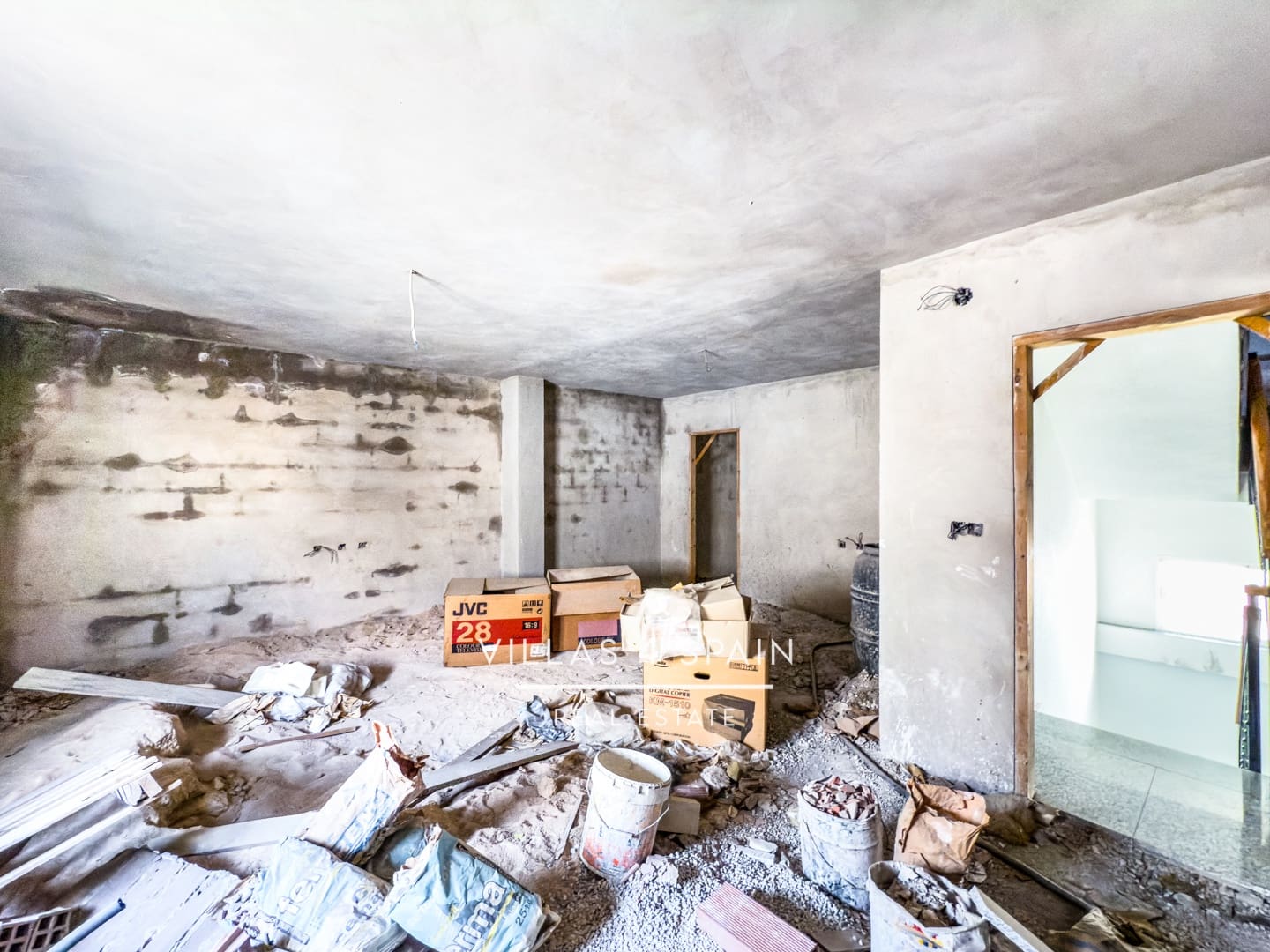 8 soverom Hus til salgs i Fortuna - € 174 000 (Ref: 9126100)