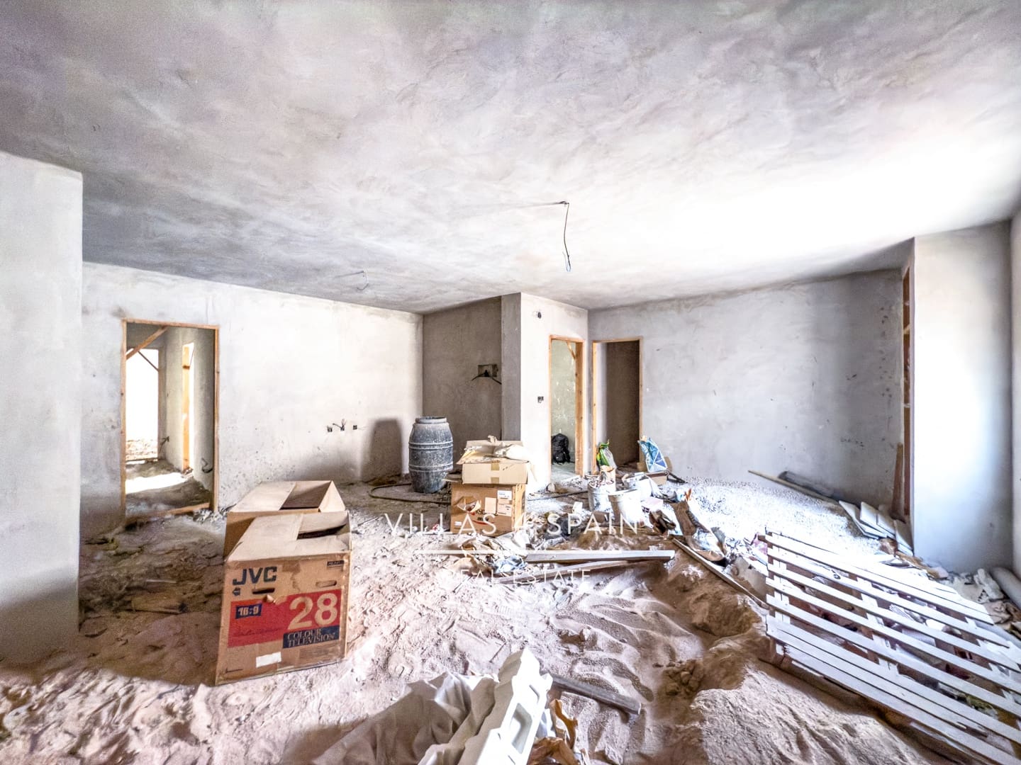 8 soverom Hus til salgs i Fortuna - € 174 000 (Ref: 9126100)