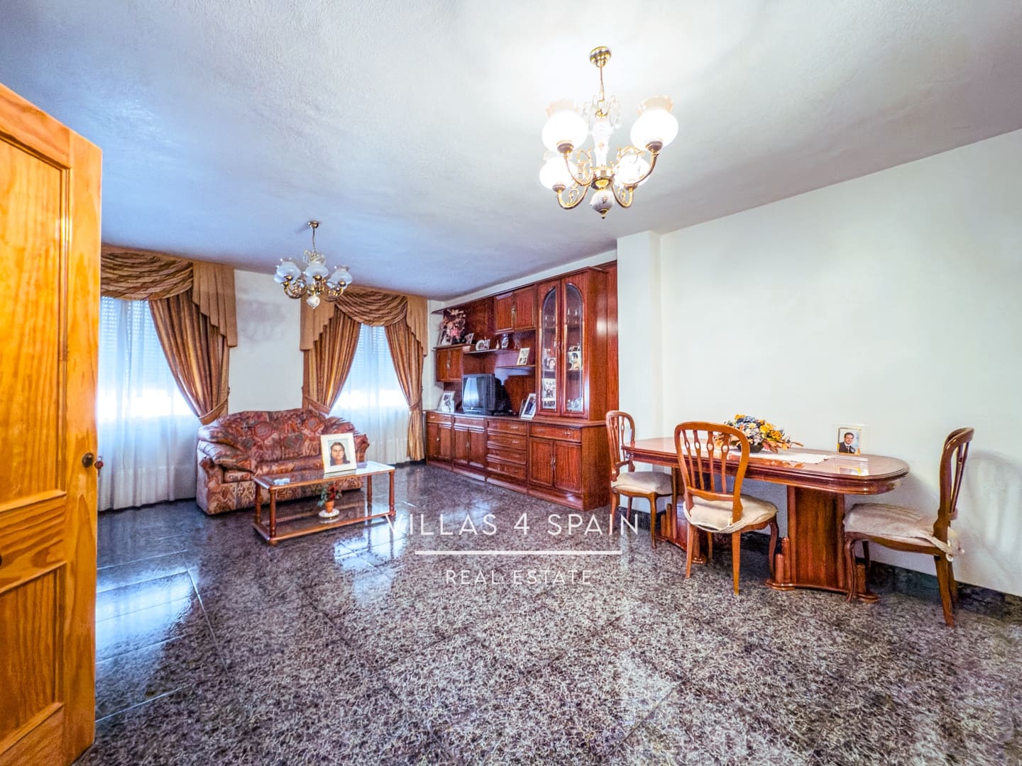 8 soverom Hus til salgs i Fortuna - € 174 000 (Ref: 9126100)