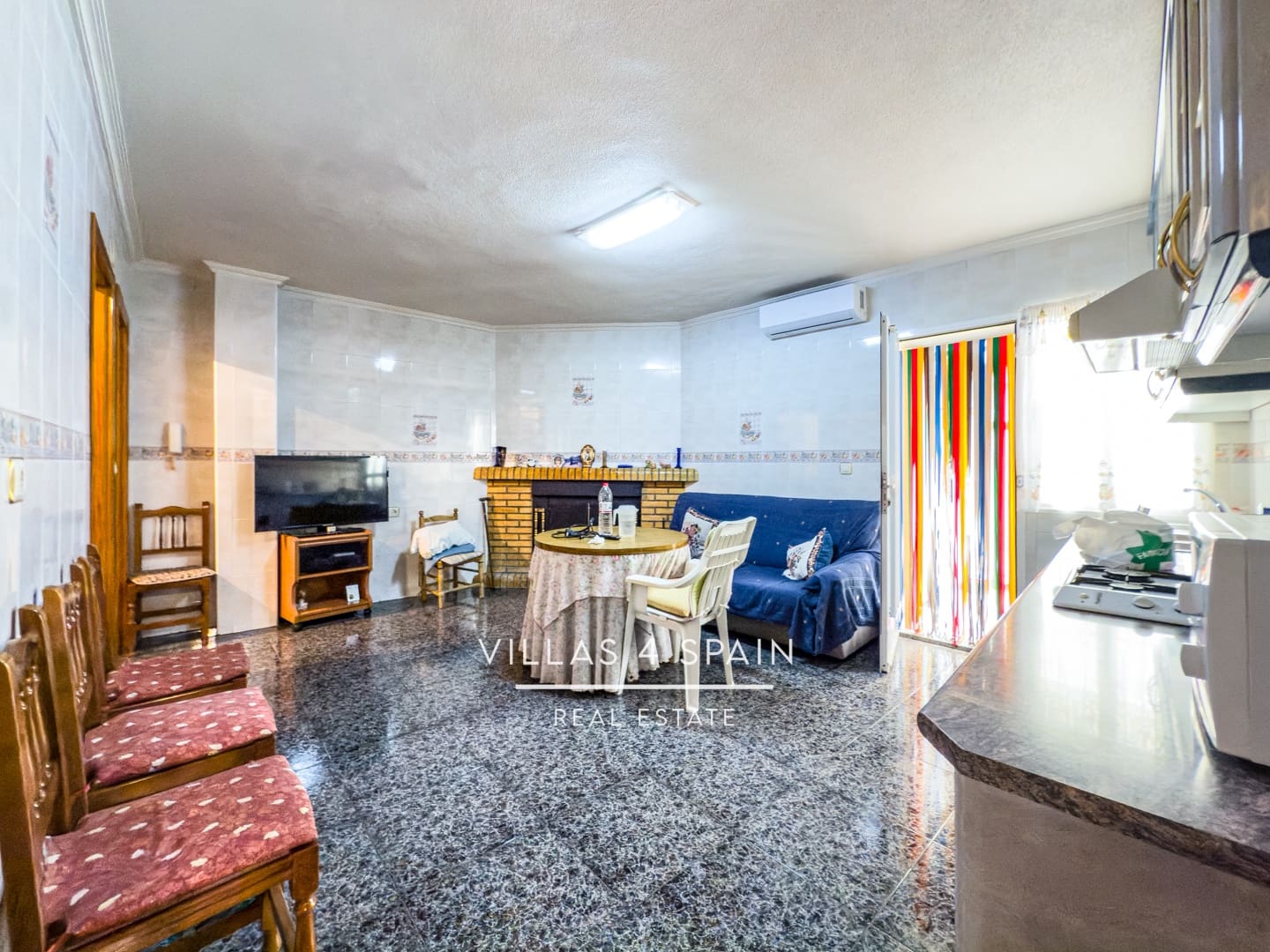 8 soverom Hus til salgs i Fortuna - € 174 000 (Ref: 9126100)