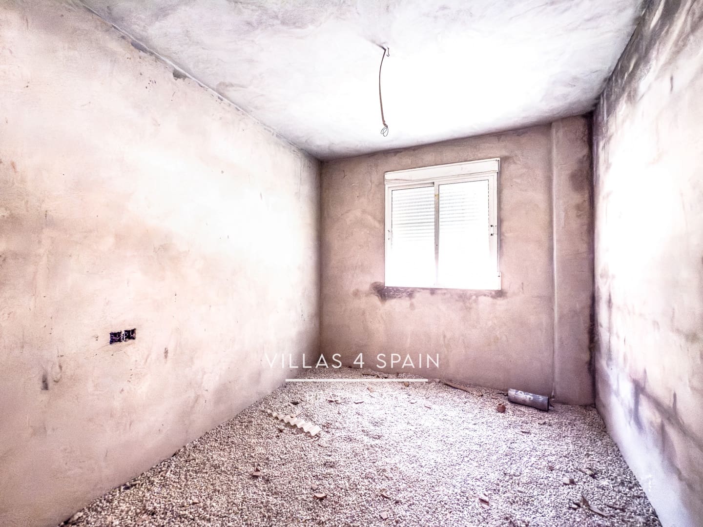 8 soverom Hus til salgs i Fortuna - € 174 000 (Ref: 9126100)