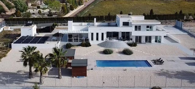5 bedroom Villa for sale in Sax with pool garage - € 593,000 (Ref: 9128849)