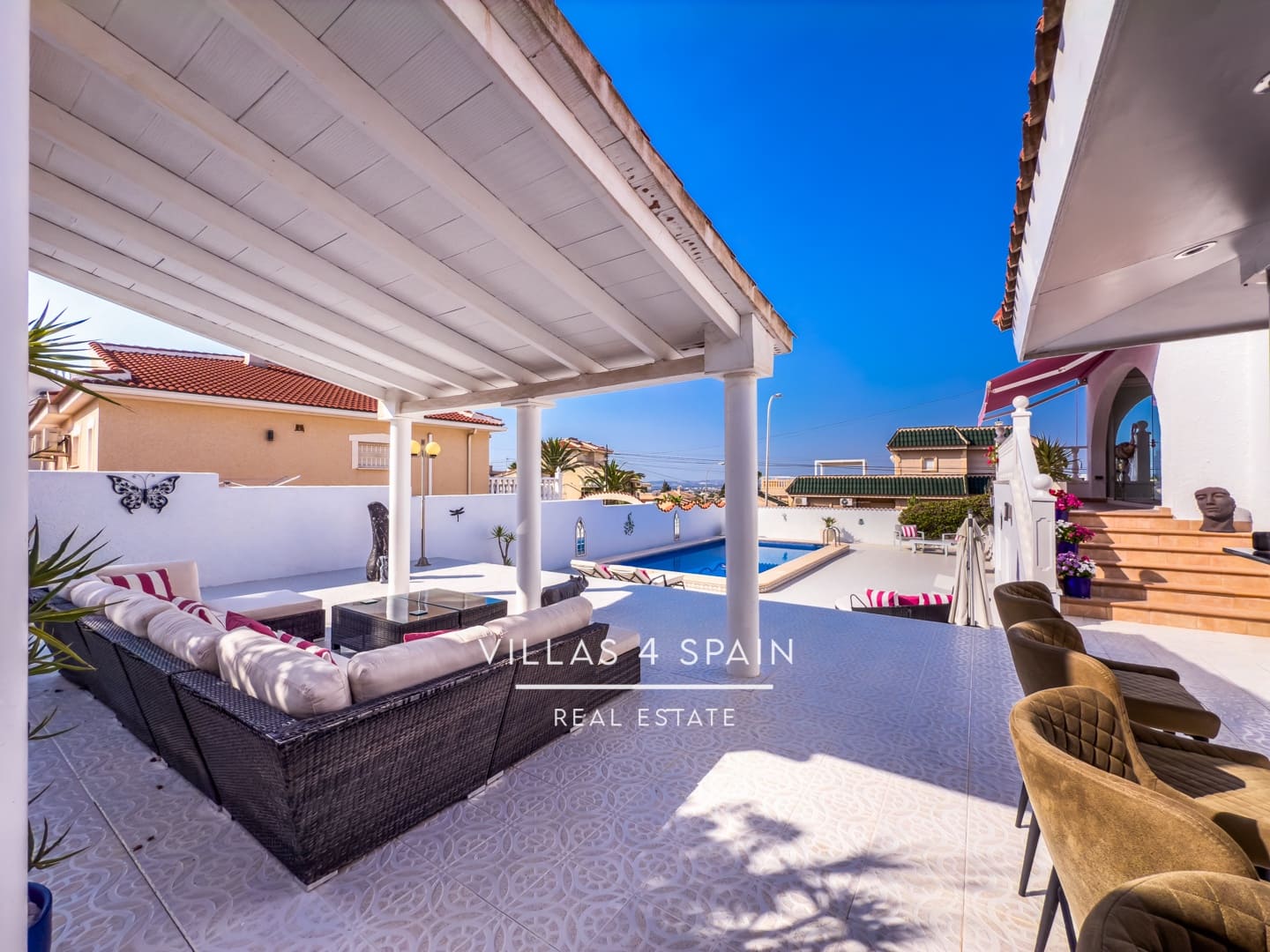 4 soveværelse Villa til salg i Ciudad Quesada med swimmingpool garage - € 485.000 (Ref: 9180777)