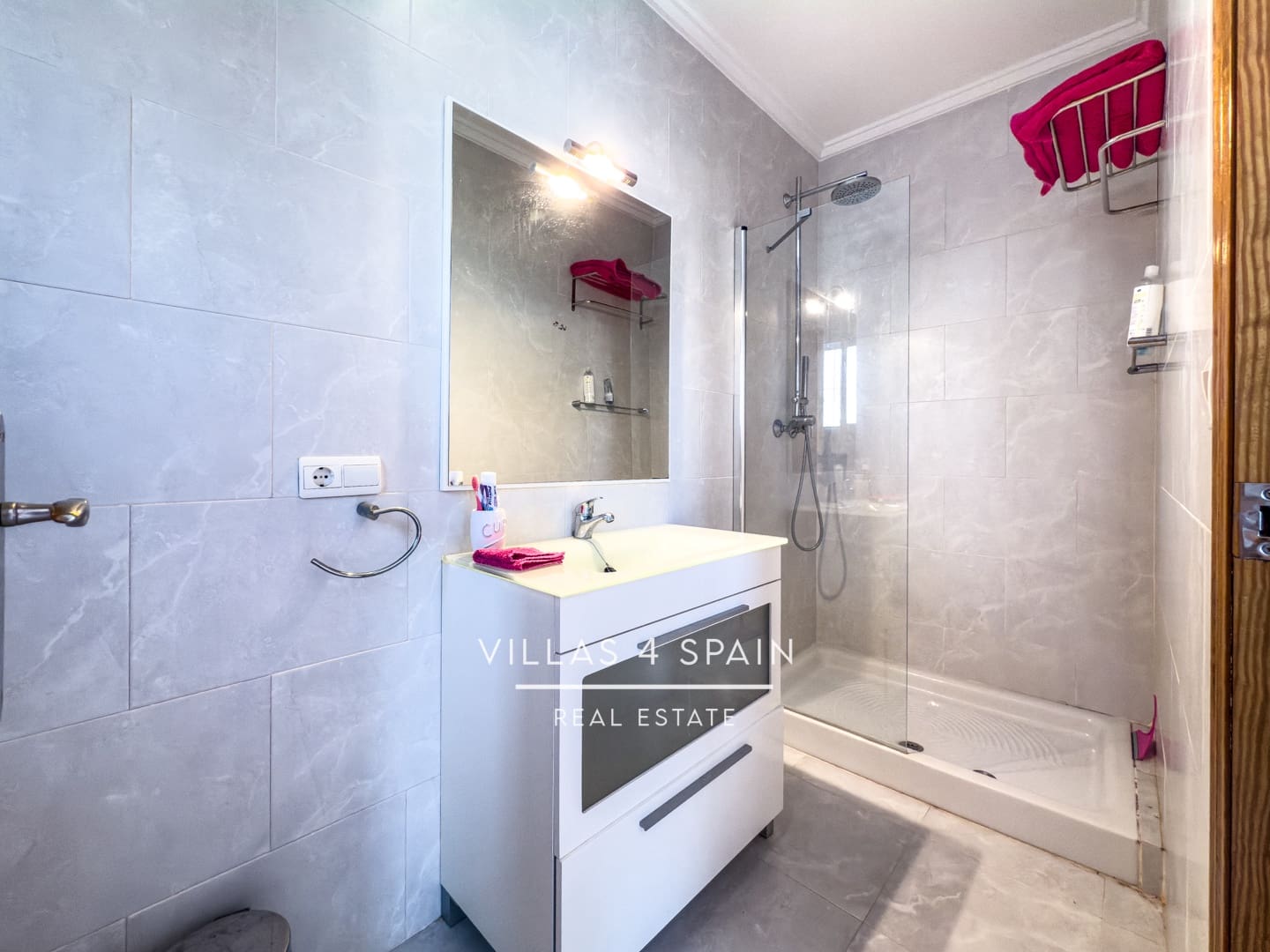 4 soveværelse Villa til salg i Ciudad Quesada med swimmingpool garage - € 485.000 (Ref: 9180777)