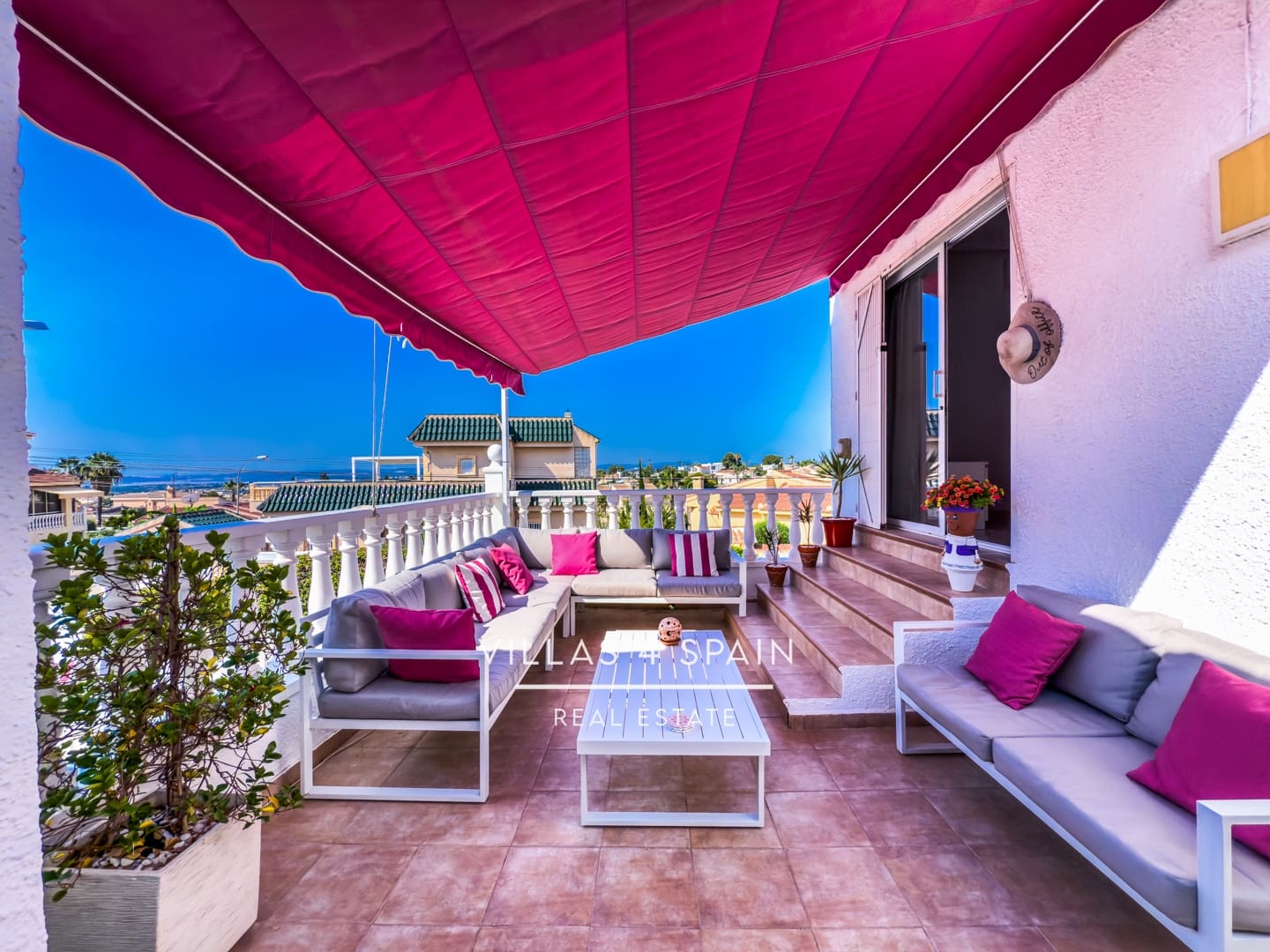 4 soveværelse Villa til salg i Ciudad Quesada med swimmingpool garage - € 485.000 (Ref: 9180777)