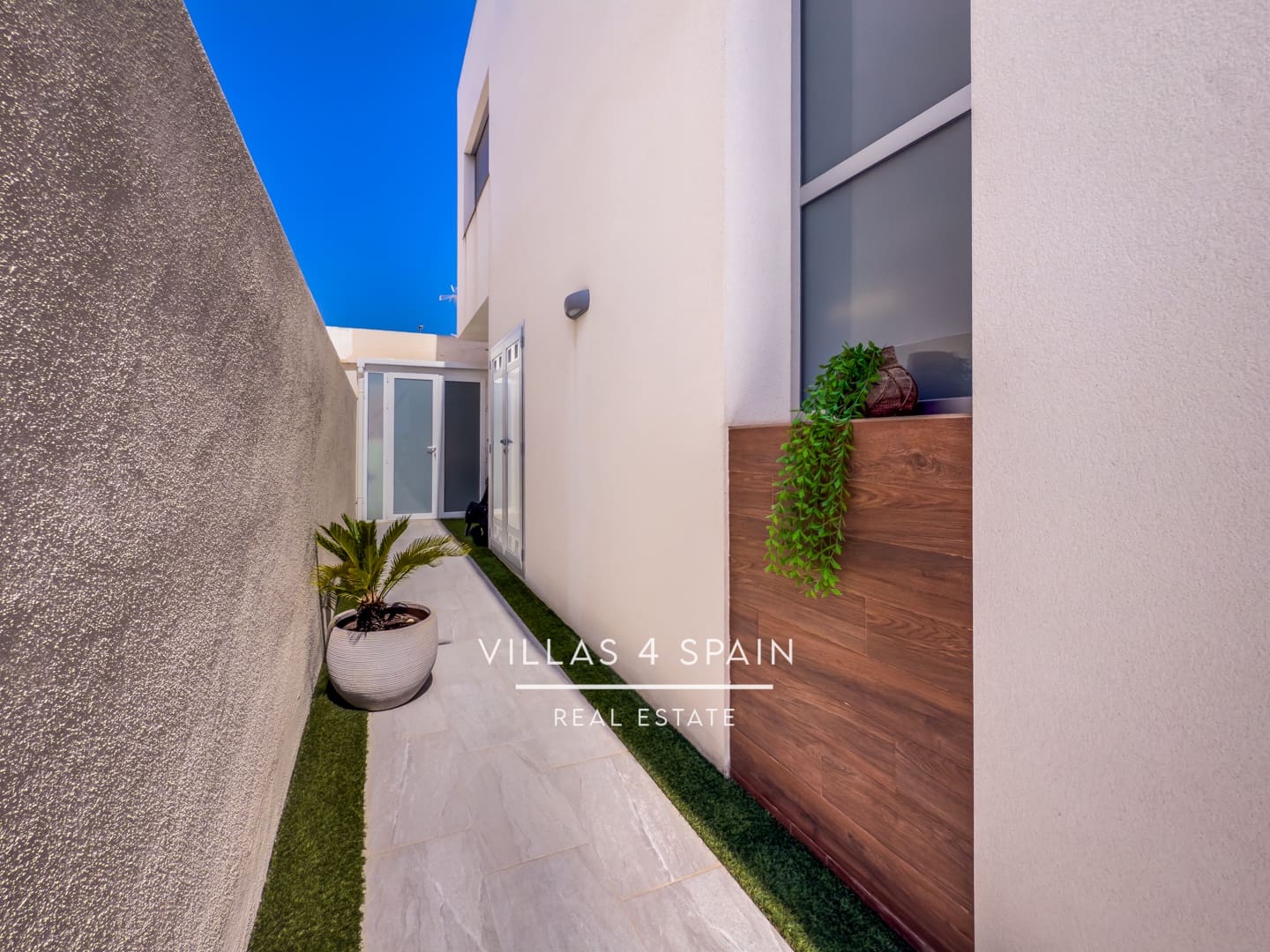 3 quarto Moradia para venda em San Fulgencio com piscina - 399 999 € (Ref: 9183207)