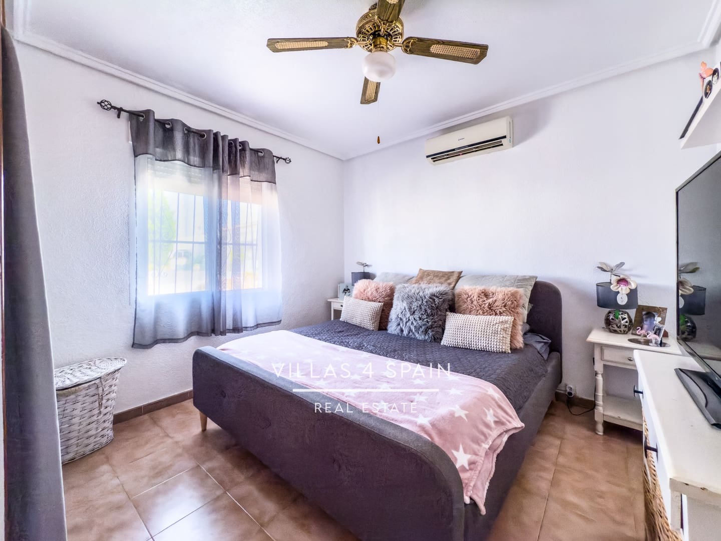 4 soverom Villa til salgs i Ciudad Quesada med svømmebasseng garasje - € 475 000 (Ref: 9183256)