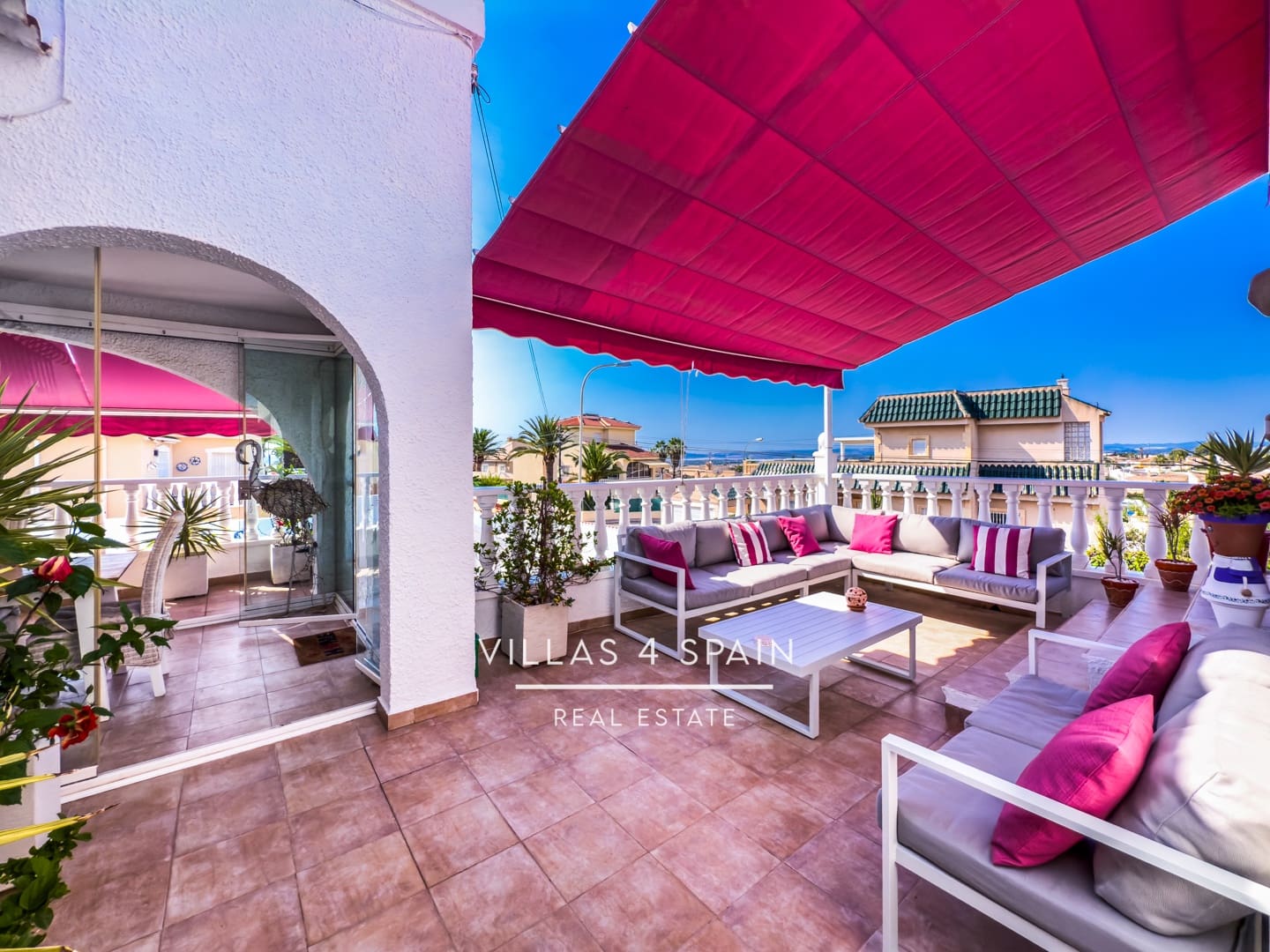 4 soverom Villa til salgs i Ciudad Quesada med svømmebasseng garasje - € 475 000 (Ref: 9183256)