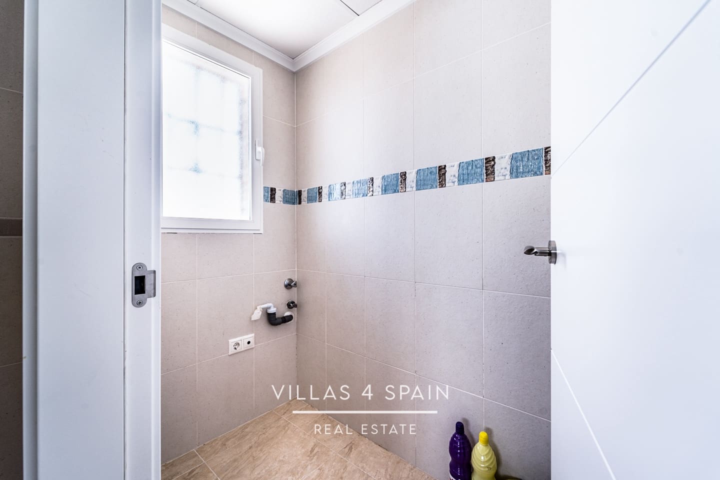 3 soverom Villa til salgs i Fortuna med svømmebasseng garasje - € 319 000 (Ref: 9201961)