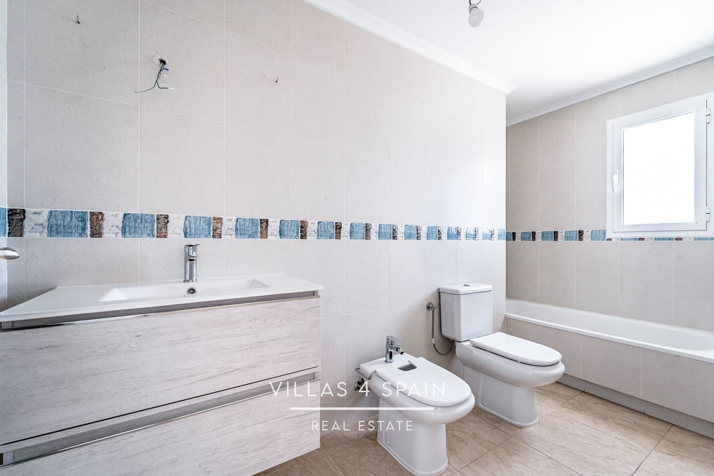 3 soverom Villa til salgs i Fortuna med svømmebasseng garasje - € 319 000 (Ref: 9201961)