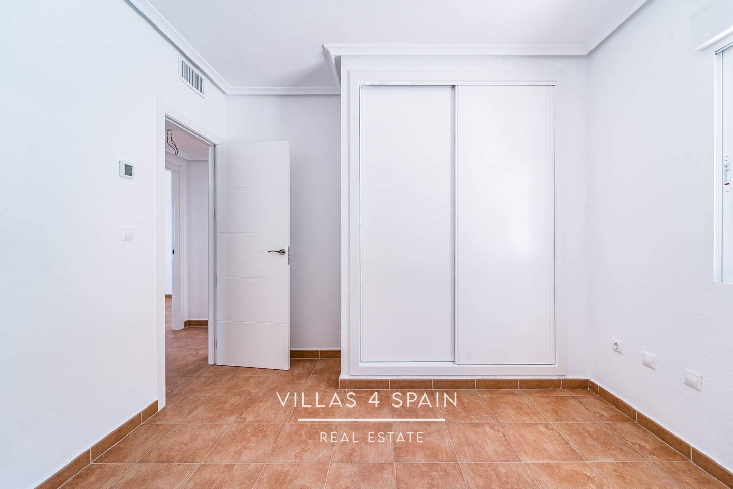 3 soverom Villa til salgs i Fortuna med svømmebasseng garasje - € 319 000 (Ref: 9201961)