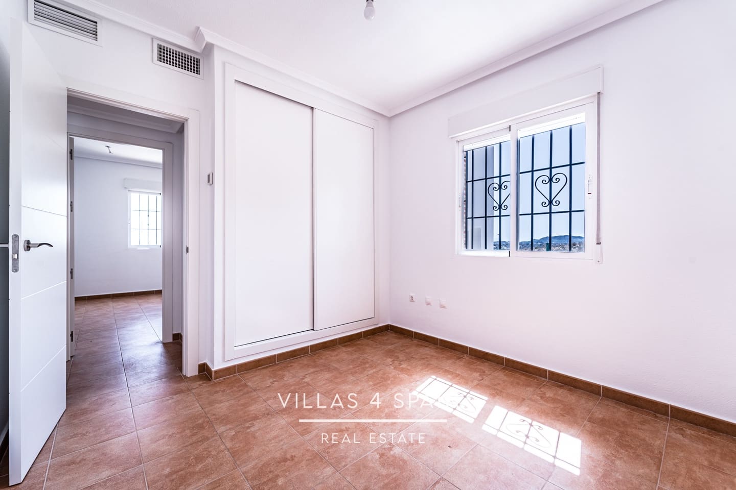 3 soverom Villa til salgs i Fortuna med svømmebasseng garasje - € 319 000 (Ref: 9201961)