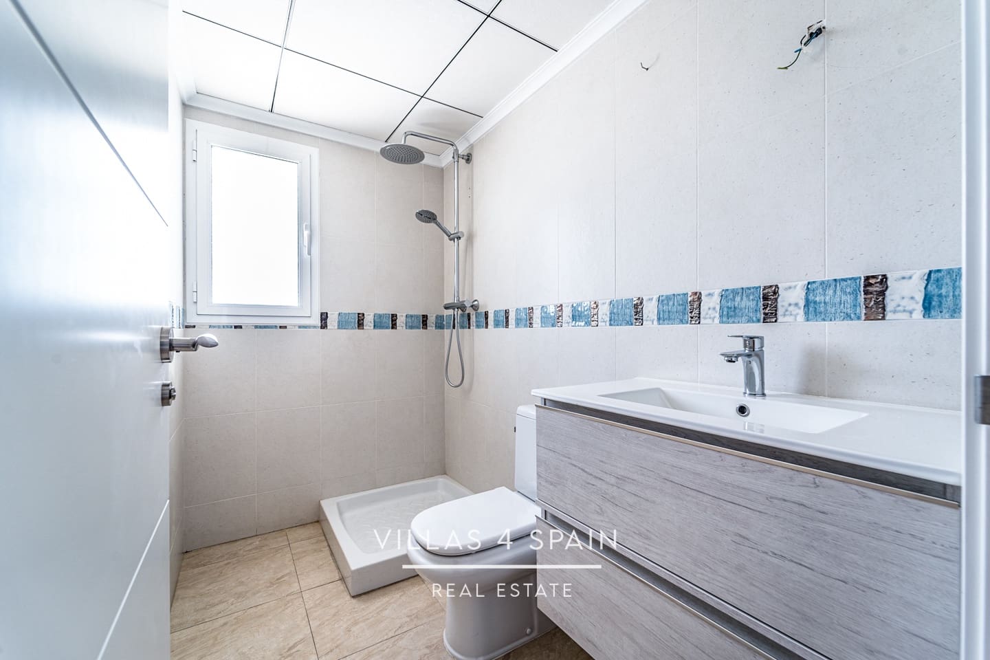 3 soverom Villa til salgs i Fortuna med svømmebasseng garasje - € 319 000 (Ref: 9201961)