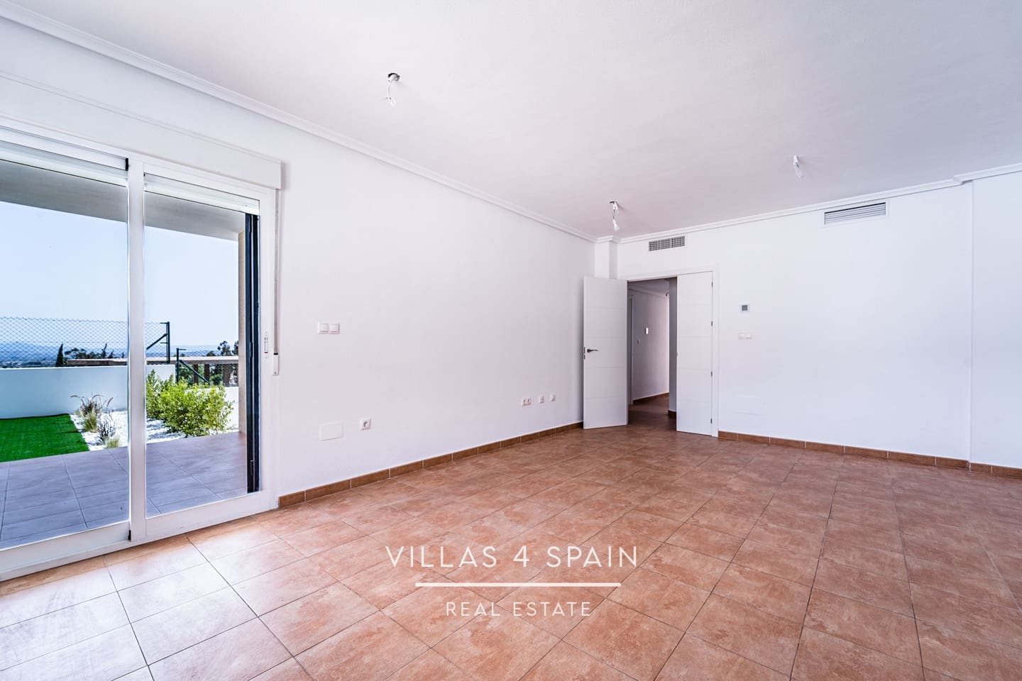 3 soverom Villa til salgs i Fortuna med svømmebasseng garasje - € 319 000 (Ref: 9201961)