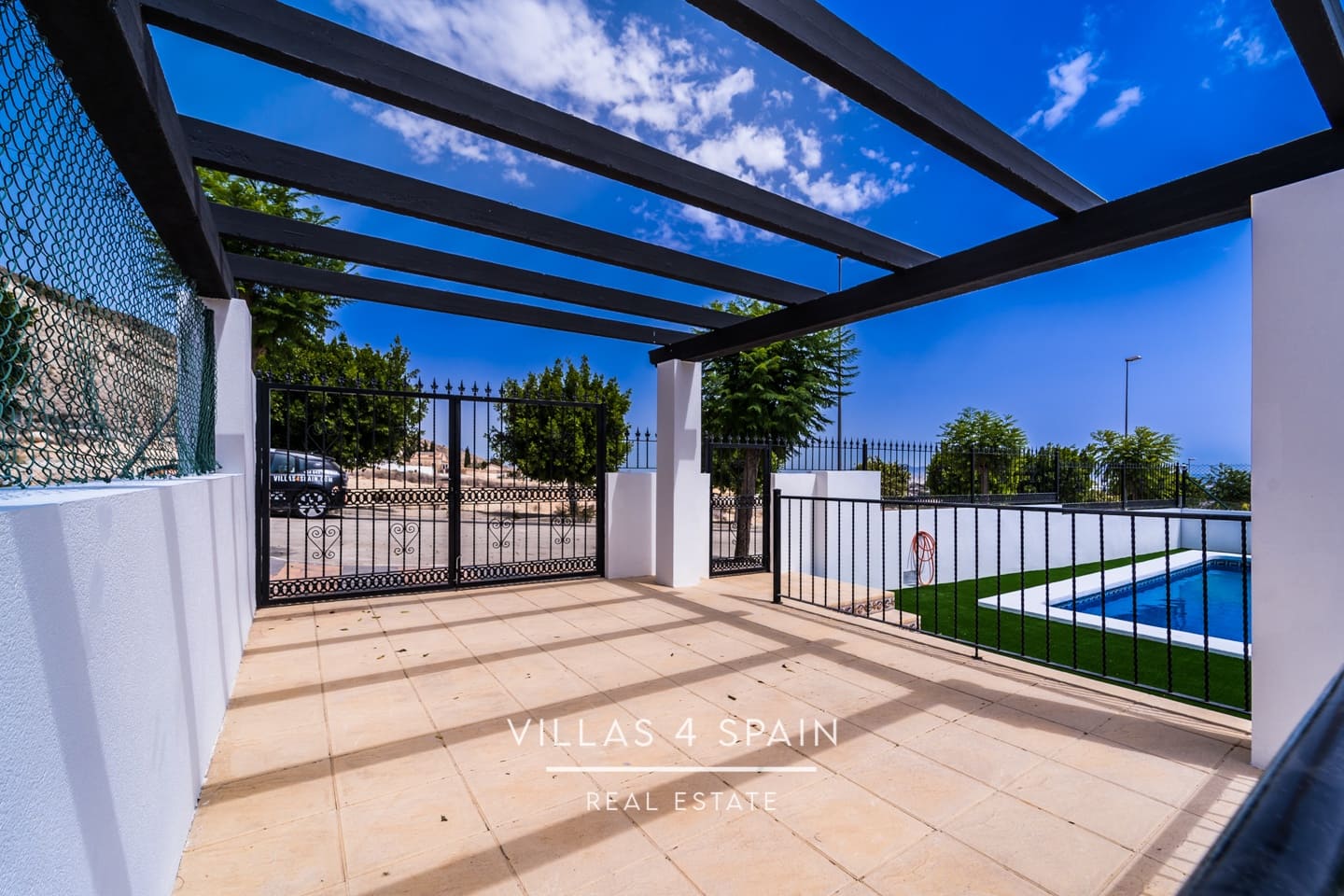 3 soverom Villa til salgs i Fortuna med svømmebasseng garasje - € 319 000 (Ref: 9201961)