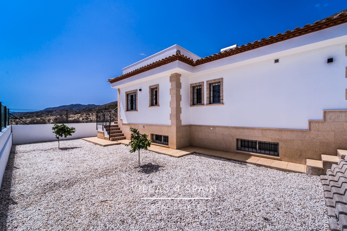 3 soverom Villa til salgs i Fortuna med svømmebasseng garasje - € 319 000 (Ref: 9201961)