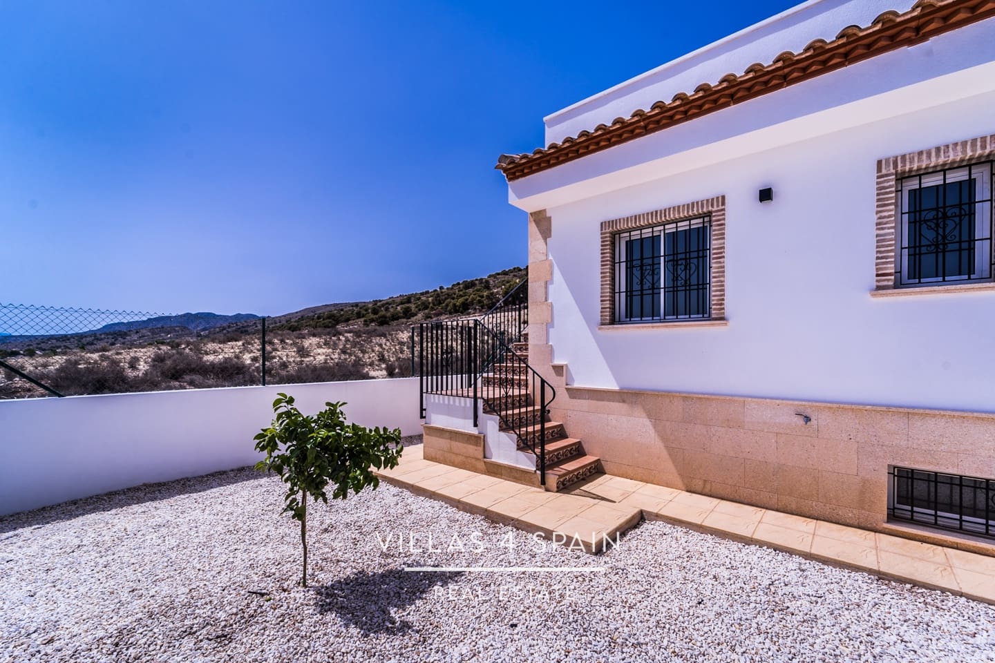 3 soverom Villa til salgs i Fortuna med svømmebasseng garasje - € 319 000 (Ref: 9201961)