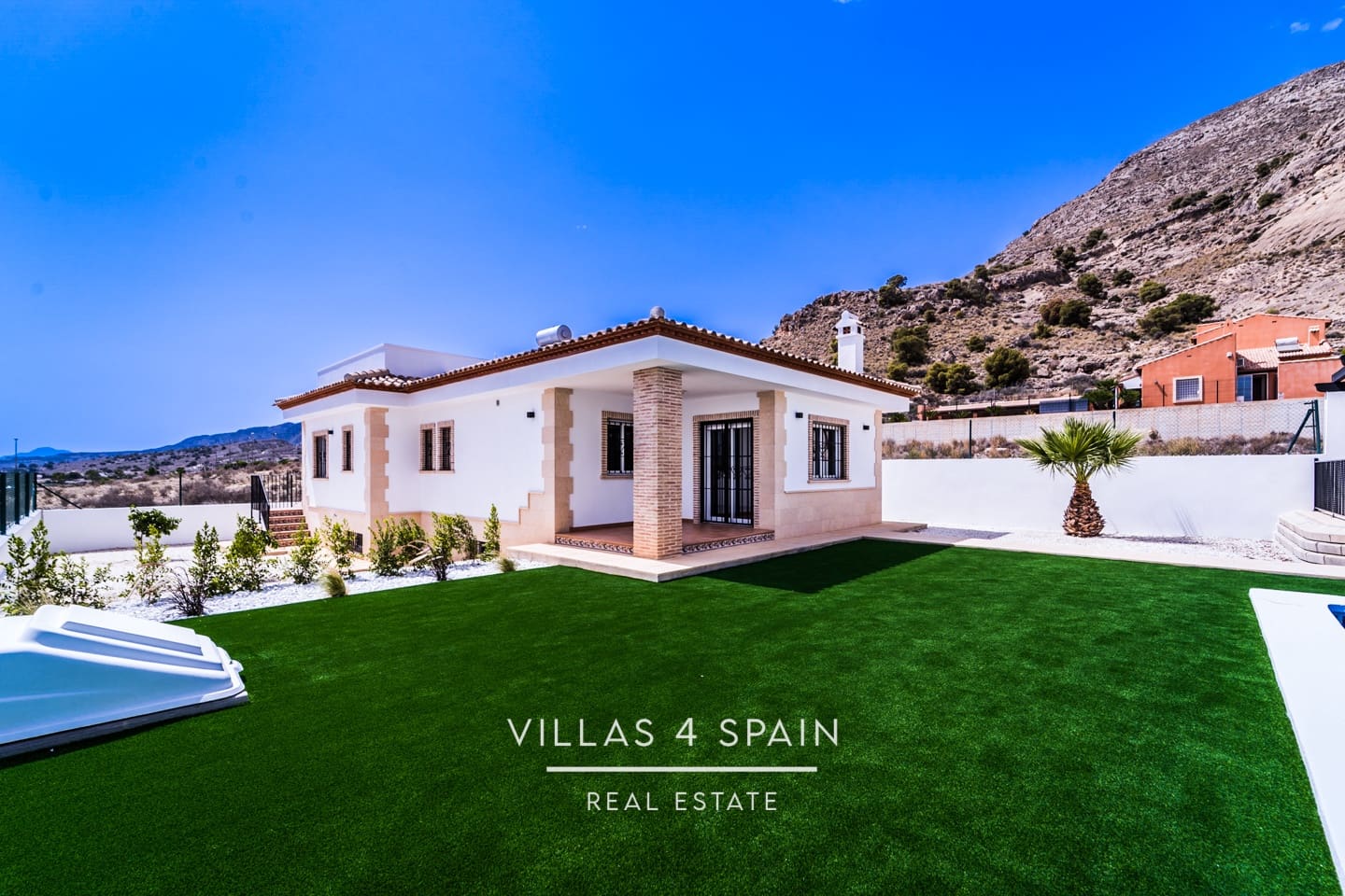 3 soverom Villa til salgs i Fortuna med svømmebasseng garasje - € 319 000 (Ref: 9201961)