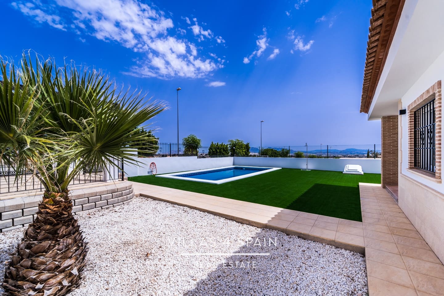 3 soverom Villa til salgs i Fortuna med svømmebasseng garasje - € 319 000 (Ref: 9201961)