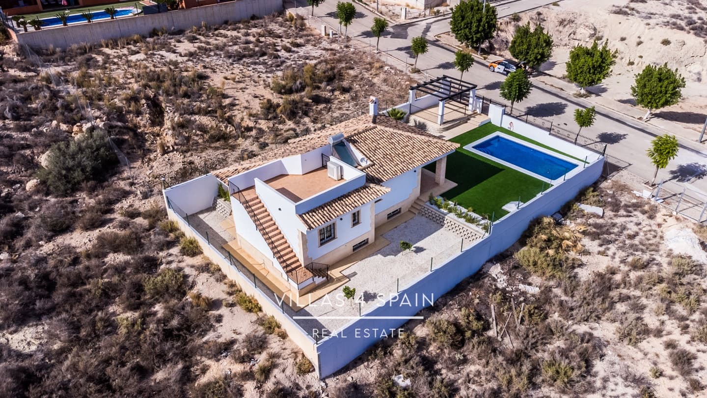 3 soverom Villa til salgs i Fortuna med svømmebasseng garasje - € 319 000 (Ref: 9201961)