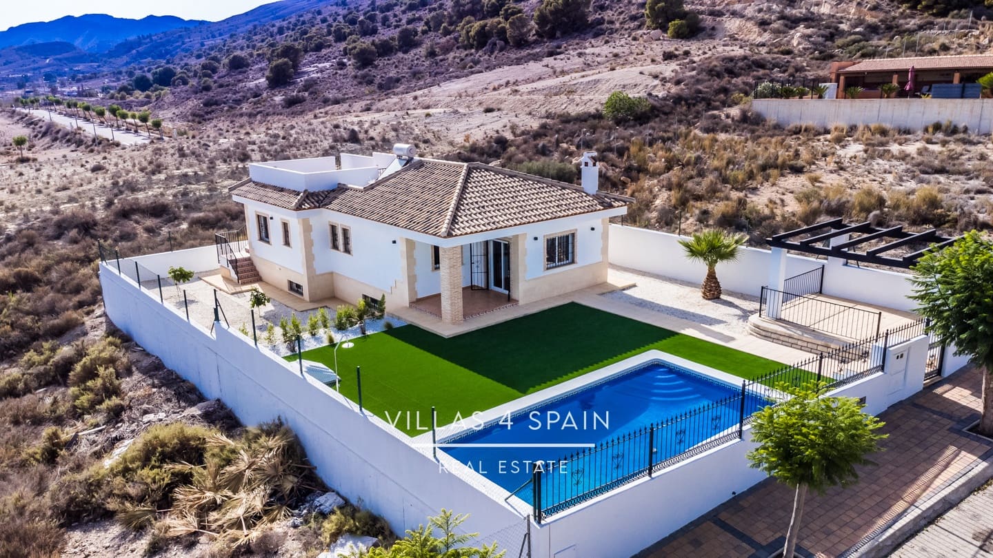 3 soverom Villa til salgs i Fortuna med svømmebasseng garasje - € 319 000 (Ref: 9201961)