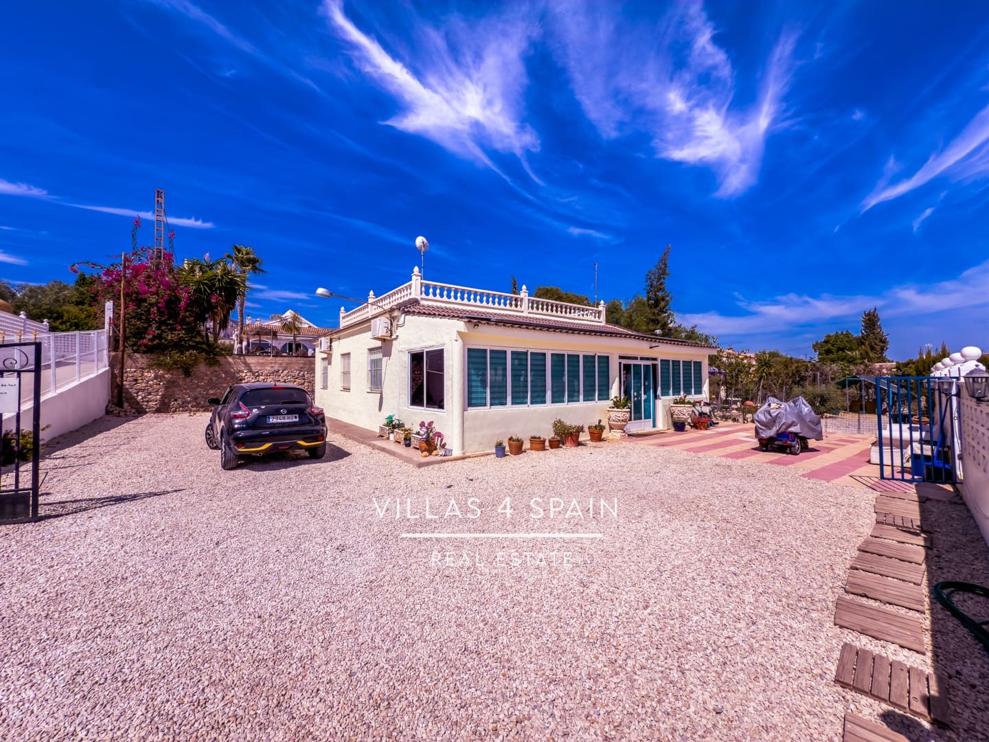 3 bedroom Villa for sale in Albatera with pool - € 229,950 (Ref: 9212505)
