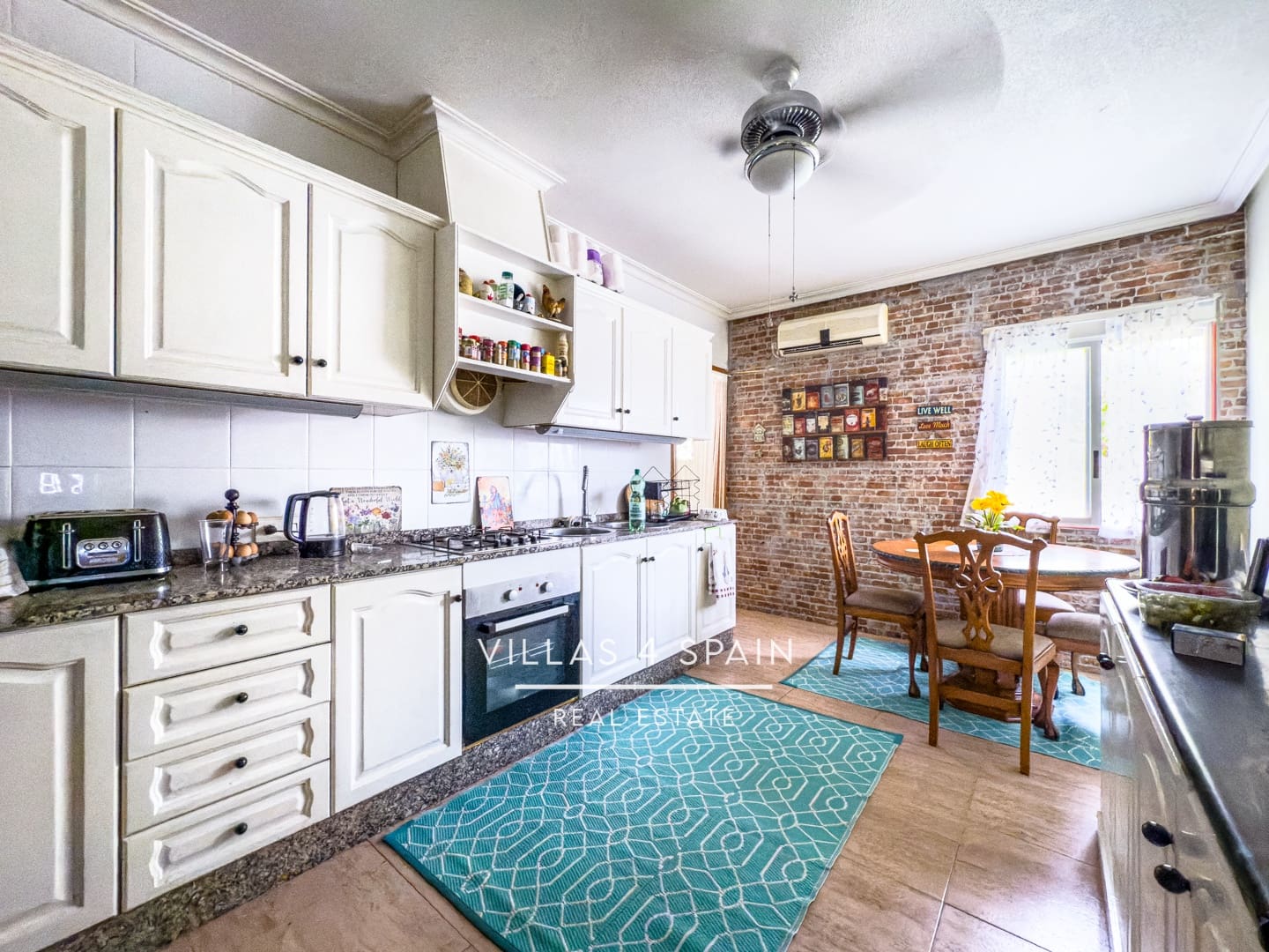 3 bedroom Villa for sale in Albatera with pool - € 229,950 (Ref: 9212505)