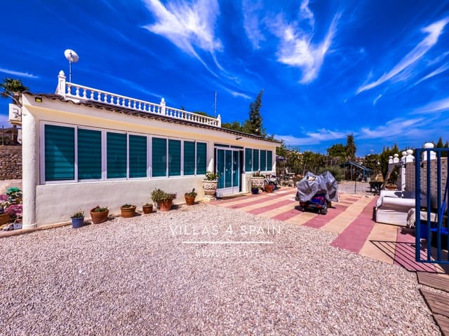 3 bedroom Villa for sale in Albatera with pool - € 229,950 (Ref: 9212505)