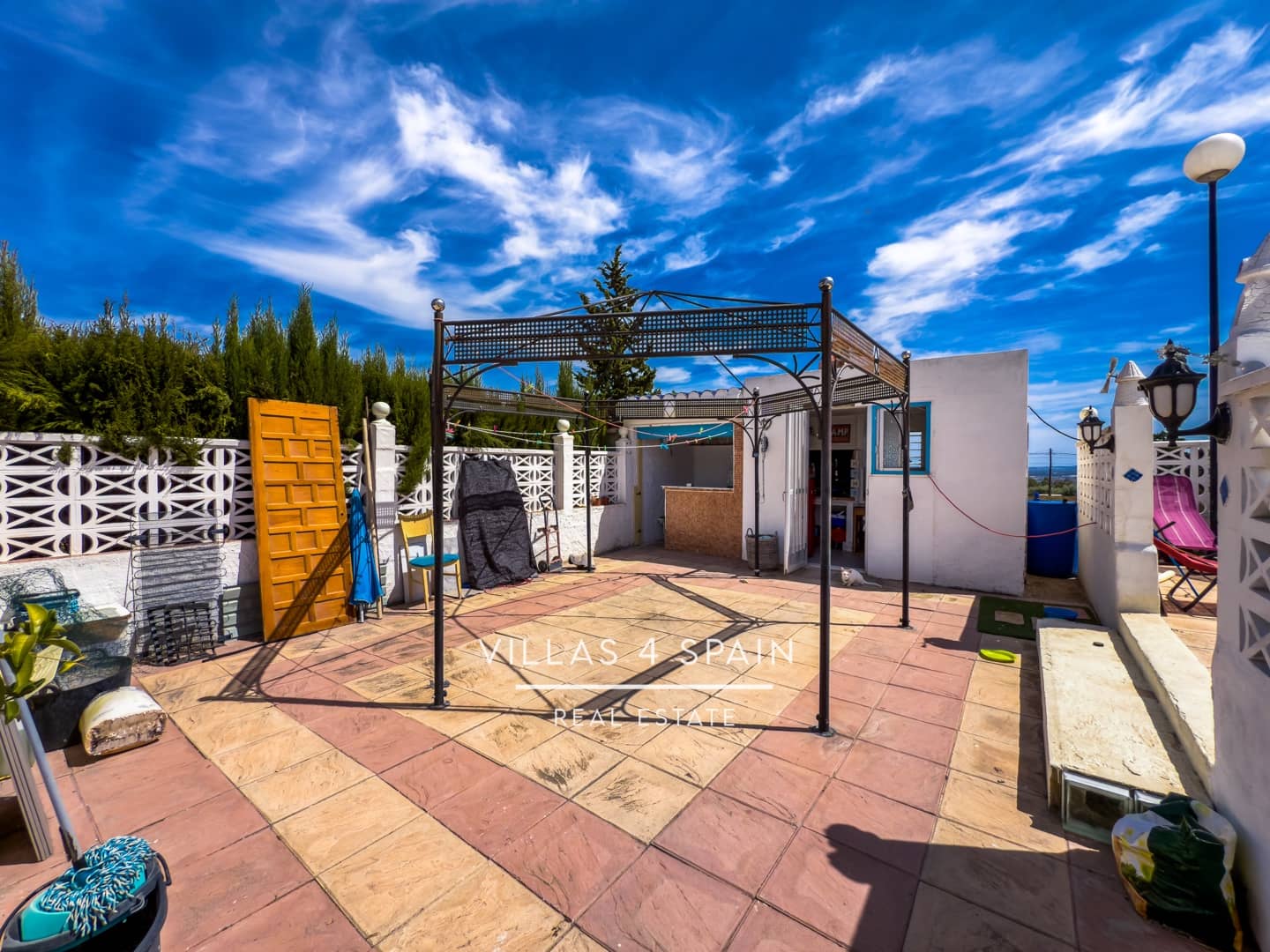 3 bedroom Villa for sale in Albatera with pool - € 229,950 (Ref: 9212505)