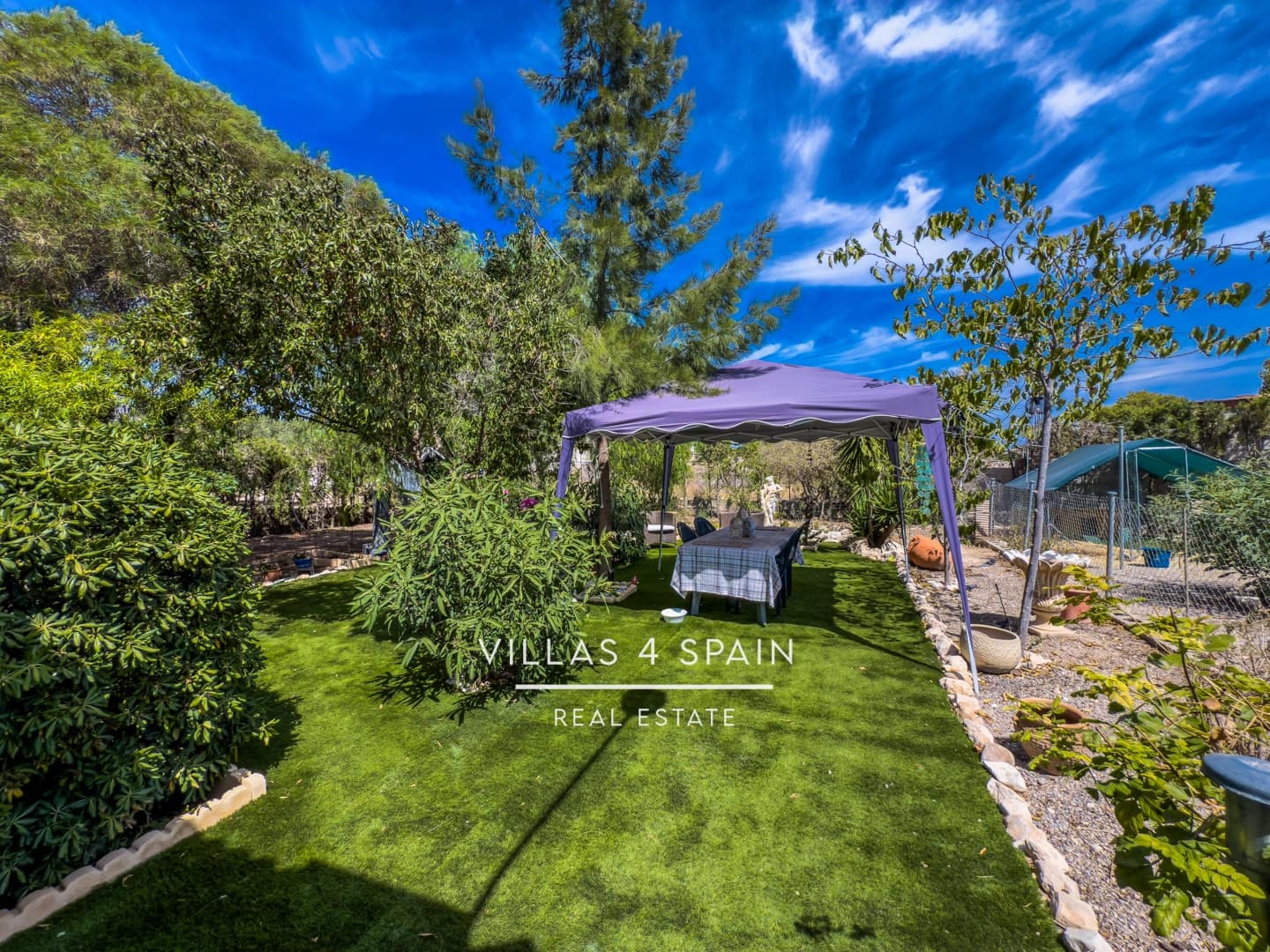 3 bedroom Villa for sale in Albatera with pool - € 229,950 (Ref: 9212505)