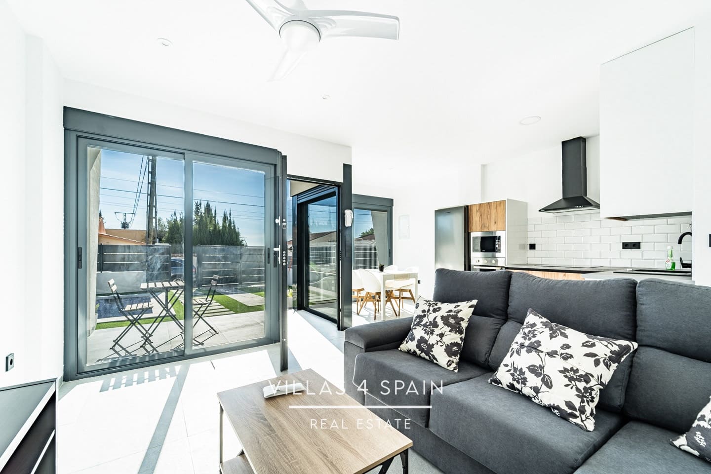 2 camera da letto Villa in vendita in Fortuna con piscina - 254.000 € (Rif: 9275333)