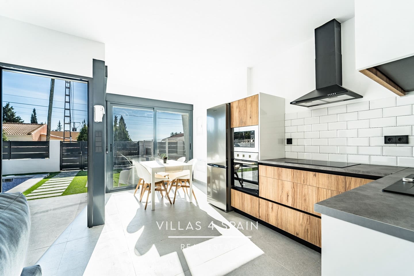 2 camera da letto Villa in vendita in Fortuna con piscina - 254.000 € (Rif: 9275333)