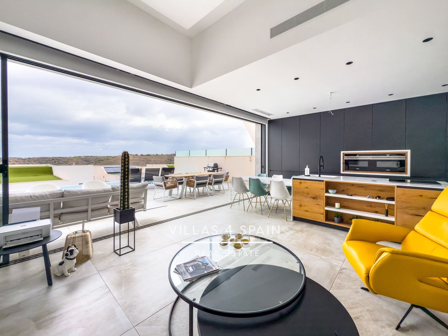 4 bedroom Villa for sale in Rojales with pool - € 789,000 (Ref: 9306285)