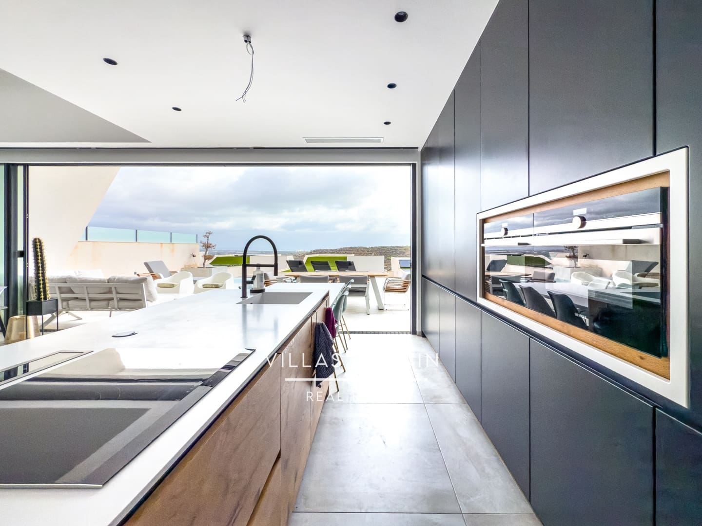 4 bedroom Villa for sale in Rojales with pool - € 789,000 (Ref: 9306285)