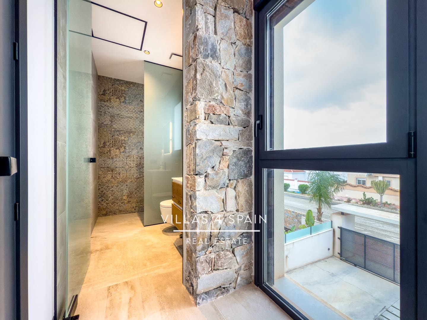 4 bedroom Villa for sale in Rojales with pool - € 789,000 (Ref: 9306285)