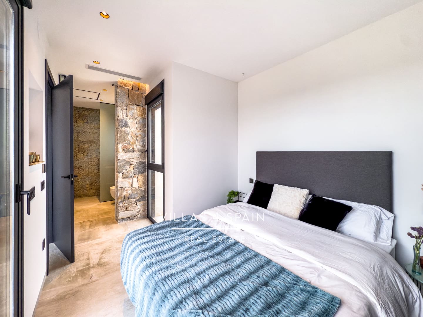 4 bedroom Villa for sale in Rojales with pool - € 789,000 (Ref: 9306285)