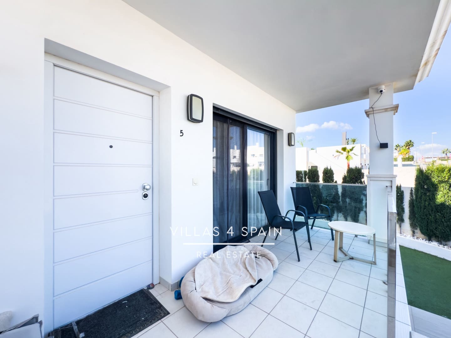 3 sypialnia Willa na sprzedaż w Ciudad Quesada z basenem garażem - 340 000 € (Ref: 9325918)