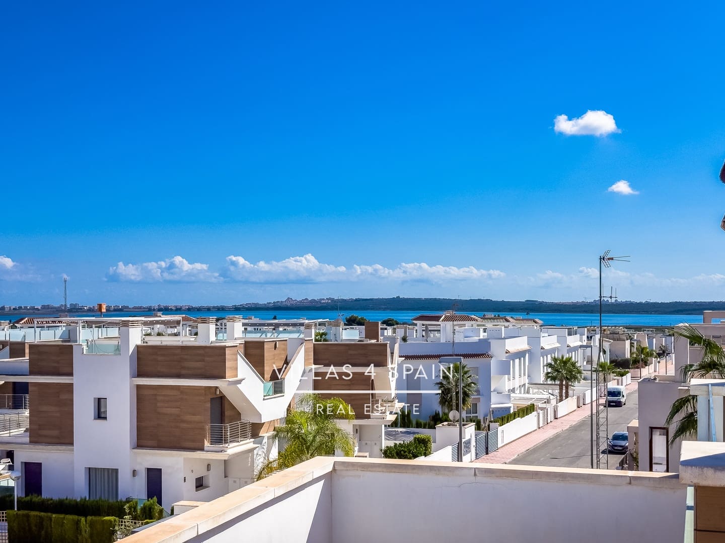 3 sypialnia Willa na sprzedaż w Ciudad Quesada z basenem garażem - 340 000 € (Ref: 9325918)