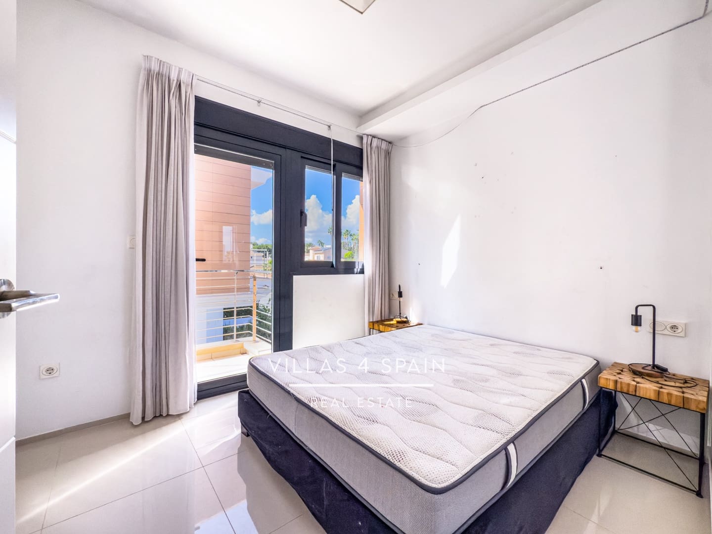 3 sypialnia Willa na sprzedaż w Ciudad Quesada z basenem garażem - 340 000 € (Ref: 9325918)