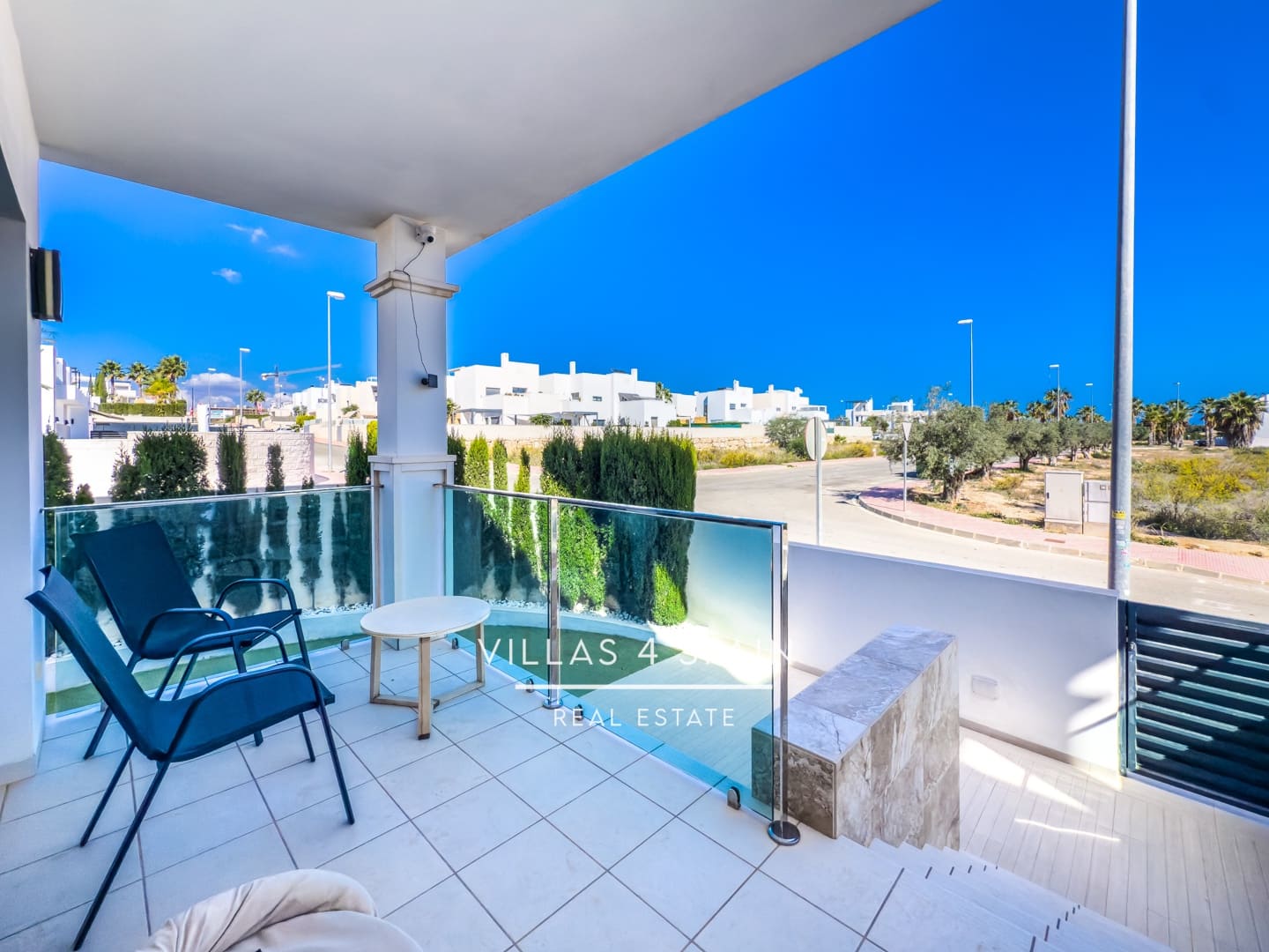 3 sypialnia Willa na sprzedaż w Ciudad Quesada z basenem garażem - 340 000 € (Ref: 9325918)