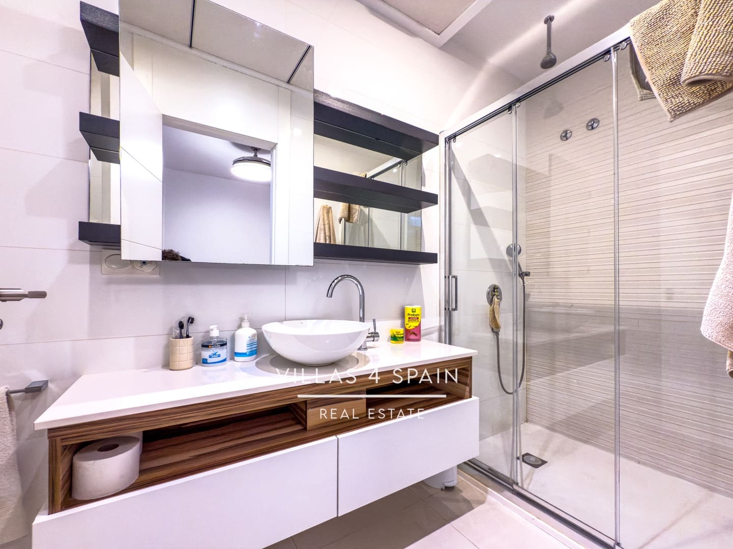 3 sypialnia Willa na sprzedaż w Ciudad Quesada z basenem garażem - 340 000 € (Ref: 9325918)