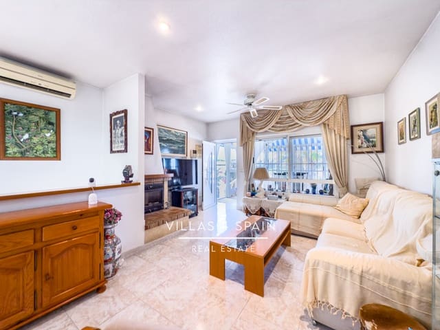 4 bedroom Villa for sale in Ciudad Quesada, Rojales with garage - € 399,995 (Ref: 9357970)